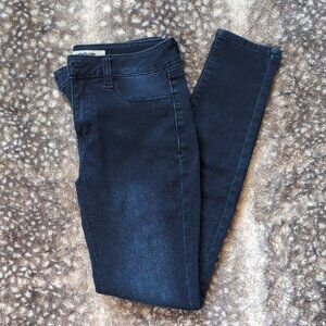 Refuge Dark Wash Skinny Jeans 0